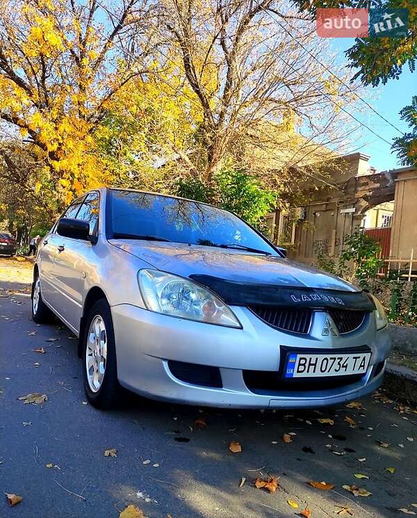 Седан Mitsubishi Lancer 2003 в Николаеве