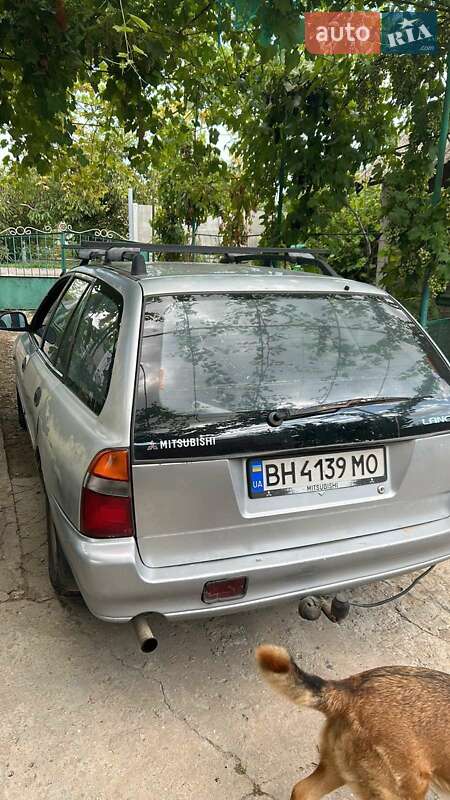 Универсал Mitsubishi Lancer 1993 в Одессе