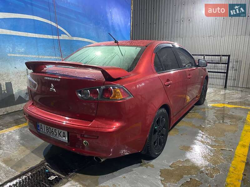 Седан Mitsubishi Lancer 2009 в Киеве