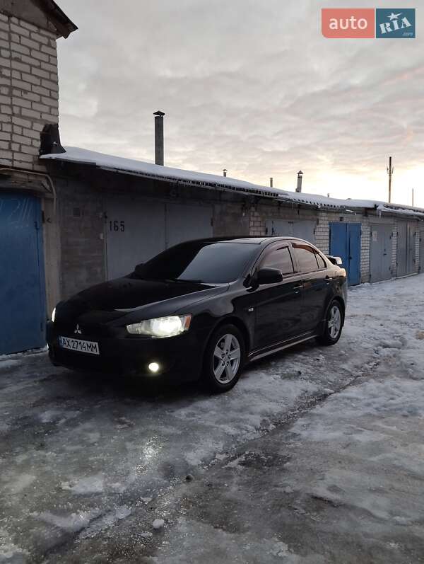 Седан Mitsubishi Lancer 2008 в Харькове