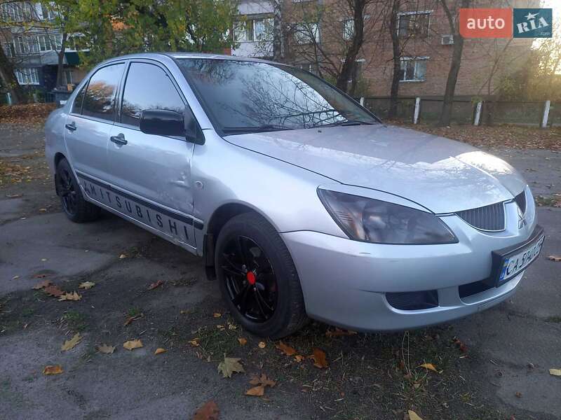 Седан Mitsubishi Lancer 2003 в Черкассах