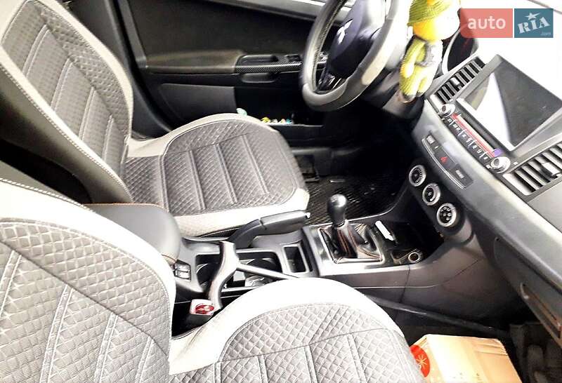 Седан Mitsubishi Lancer 2008 в Запоріжжі