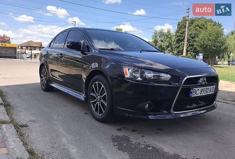 Седан Mitsubishi Lancer 2015 в Івано-Франківську