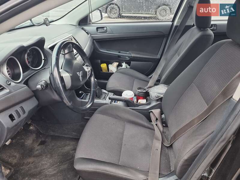 Седан Mitsubishi Lancer 2007 в Киеве