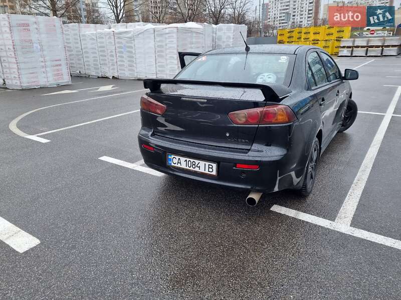 Седан Mitsubishi Lancer 2007 в Киеве