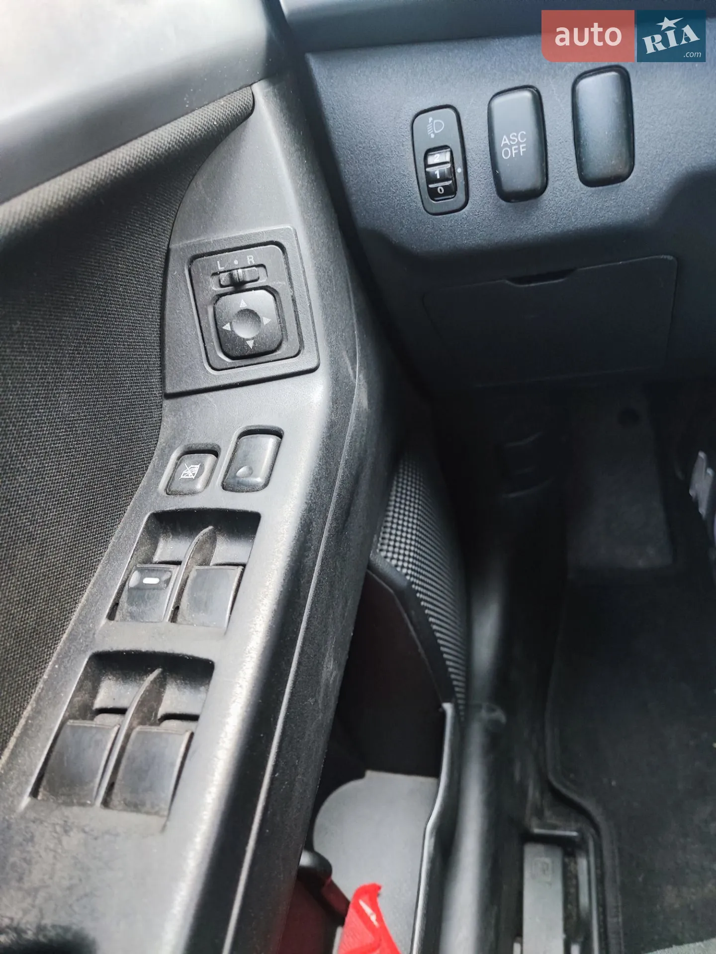 2010 Mitsubishi Lancer - мініатюра 15