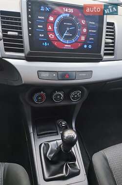 Хетчбек Mitsubishi Lancer 2010 в Києві