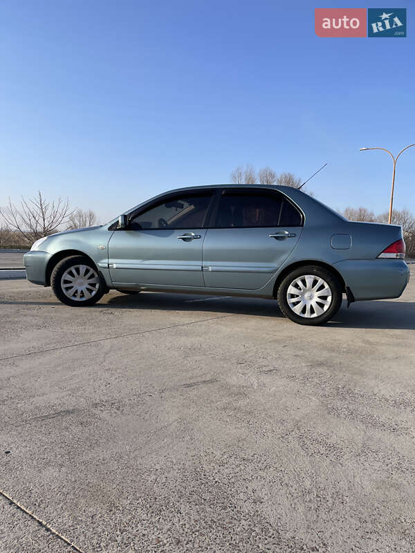 Седан Mitsubishi Lancer 2008 в Николаеве