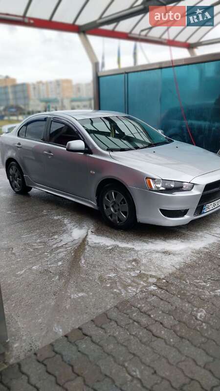 Седан Mitsubishi Lancer 2011 в Львове фото 2 Седан Mitsubishi Lancer 2011 в Львове