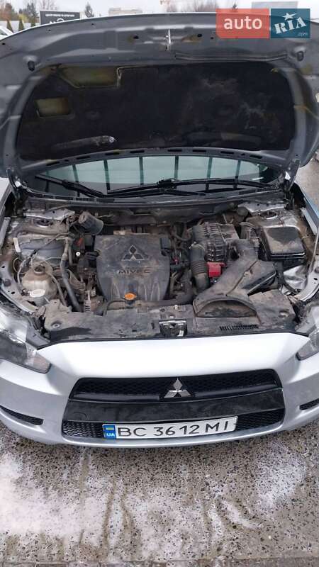 Седан Mitsubishi Lancer 2011 в Львове фото 13 Седан Mitsubishi Lancer 2011 в Львове