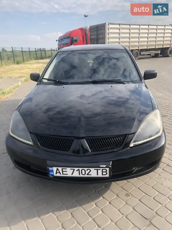 Mitsubishi Lancer