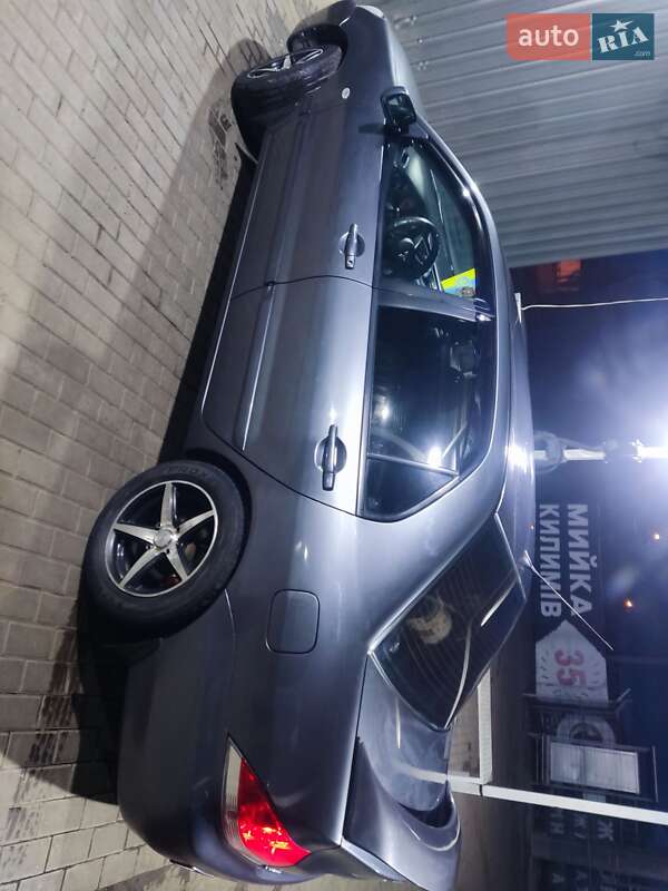 Седан Mitsubishi Lancer 2008 в Краматорске