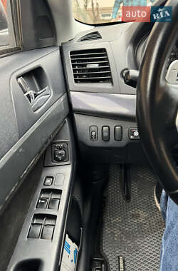Седан Mitsubishi Lancer 2010 в Берегово