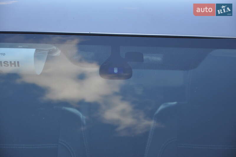 Седан Mitsubishi Lancer 2011 в Львове