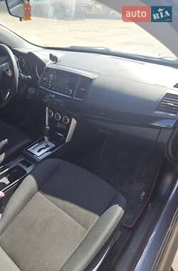 Седан Mitsubishi Lancer 2016 в Днепре