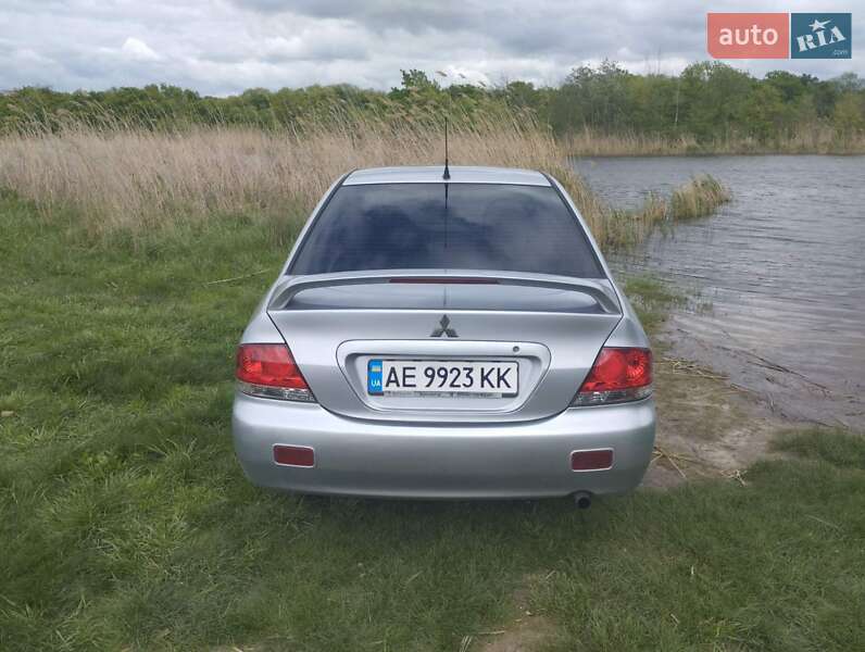 Седан Mitsubishi Lancer 2004 в Новомосковске фото 20 Седан Mitsubishi Lancer 2004 в Новомосковске