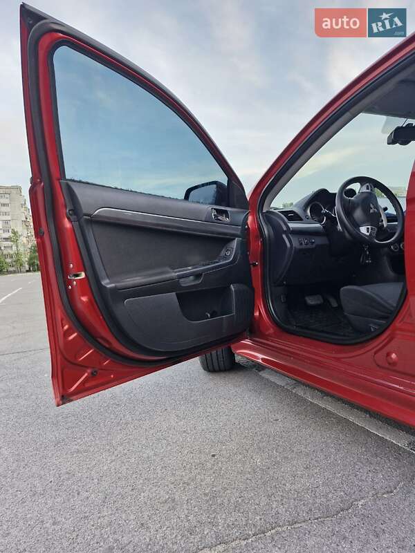 Седан Mitsubishi Lancer 2008 в Запорожье