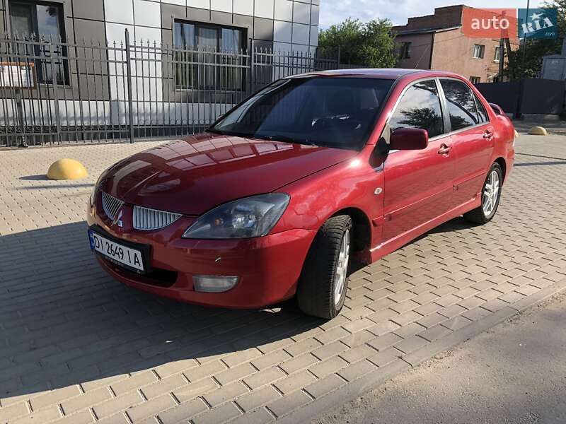 Седан Mitsubishi Lancer 2005 в Тростянце