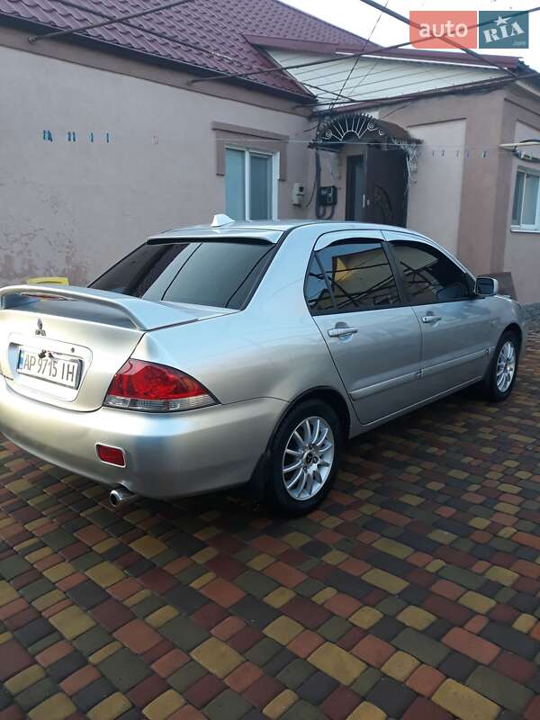Седан Mitsubishi Lancer 2006 в Запоріжжі