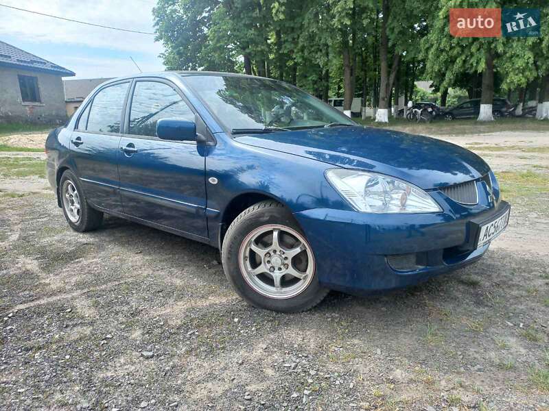Седан Mitsubishi Lancer 2008 в Маневичах