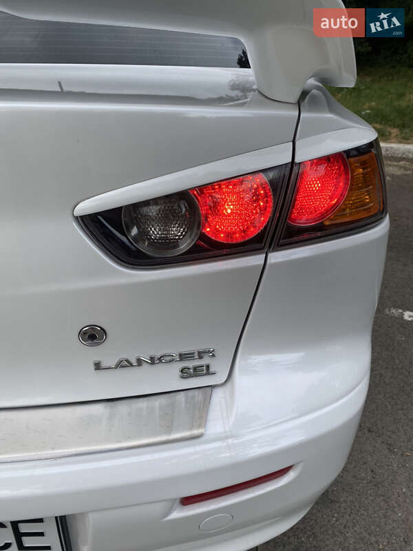 Седан Mitsubishi Lancer 2016 в Умани