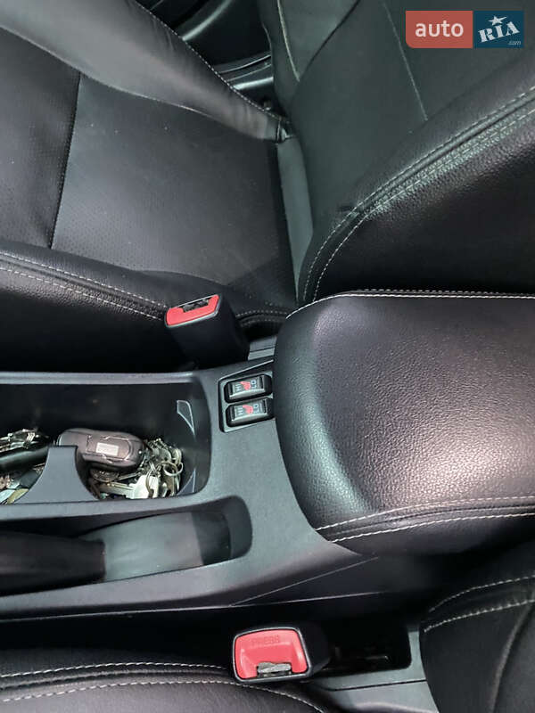 Седан Mitsubishi Lancer 2016 в Умани