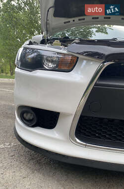Седан Mitsubishi Lancer 2016 в 