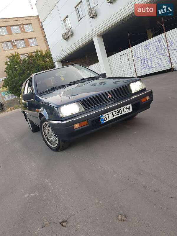 Универсал Mitsubishi Lancer 1987 в Херсоне