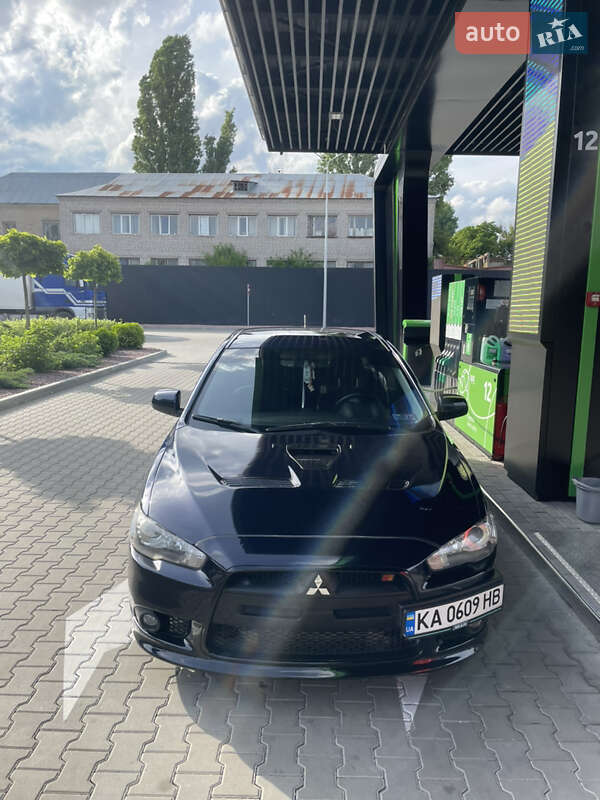 Седан Mitsubishi Lancer 2013 в Киеве