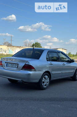 Седан Mitsubishi Lancer 2006 в Киеве