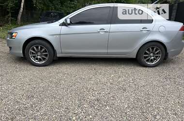 Седан Mitsubishi Lancer 2009 в Тячеві