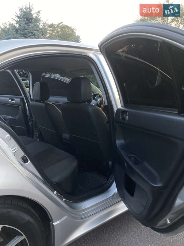 Седан Mitsubishi Lancer 2017 в Каменском