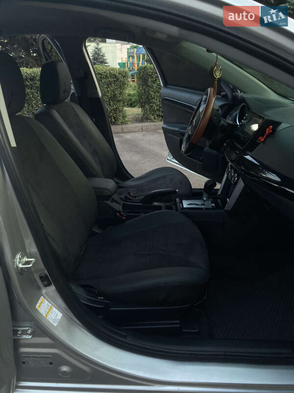 Седан Mitsubishi Lancer 2017 в Каменском