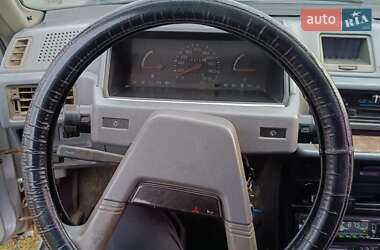 Седан Mitsubishi Lancer 1987 в Житомирі