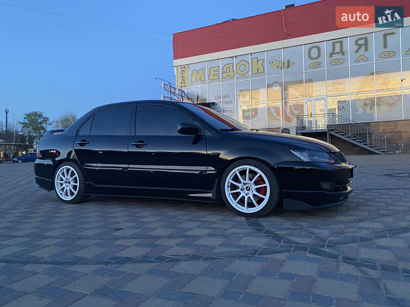Седан Mitsubishi Lancer 2006 в Гайсину