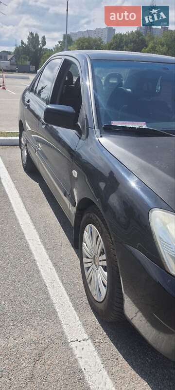 Седан Mitsubishi Lancer 2009 в Киеве