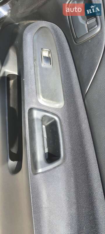 Седан Mitsubishi Lancer 2009 в Киеве
