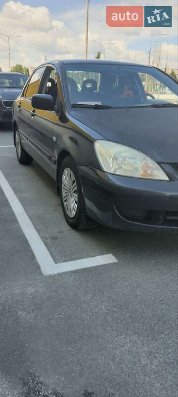 Седан Mitsubishi Lancer 2009 в Киеве