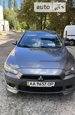 Седан Mitsubishi Lancer 2009 в Києві