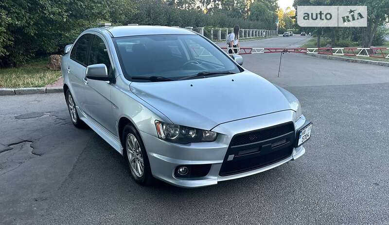 Седан Mitsubishi Lancer 2012 в Умані