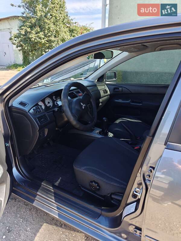 Седан Mitsubishi Lancer 2008 в Черкассах фото 2 Седан Mitsubishi Lancer 2008 в Черкассах