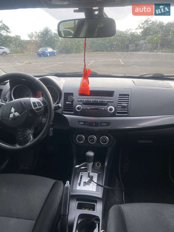 Седан Mitsubishi Lancer 2009 в Одессе фото 5 Седан Mitsubishi Lancer 2009 в Одессе