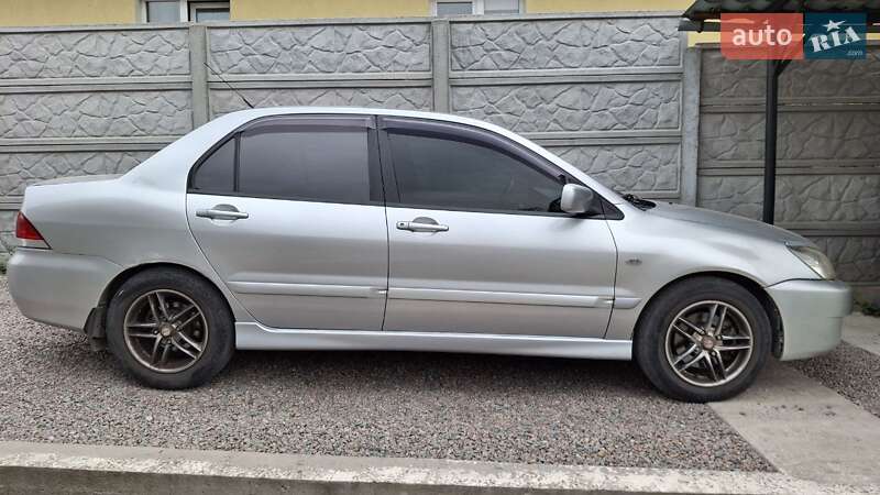 Седан Mitsubishi Lancer 2006 в Днепре фото 2 Седан Mitsubishi Lancer 2006 в Днепре
