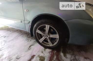 Седан Mitsubishi Lancer 2006 в Гайсине