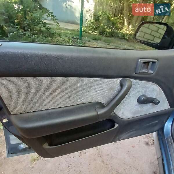 Лифтбек Mitsubishi Lancer 1990 в Кропивницком