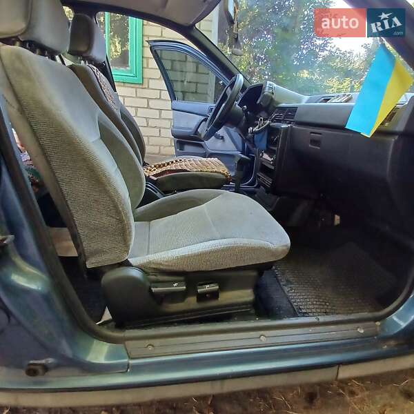 Лифтбек Mitsubishi Lancer 1990 в Кропивницком