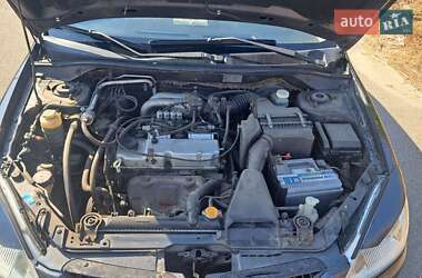 Седан Mitsubishi Lancer 2004 в Чернігові
