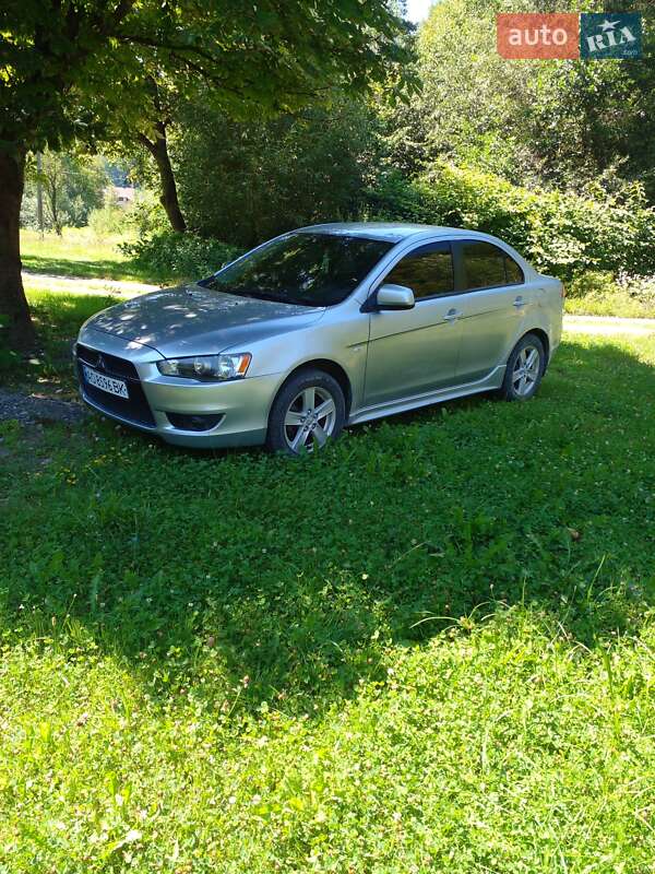Седан Mitsubishi Lancer 2007 в Нереснице