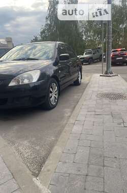 Седан Mitsubishi Lancer 2005 в Киеве