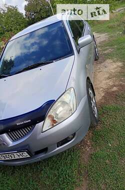 Седан Mitsubishi Lancer 2003 в Раздельной